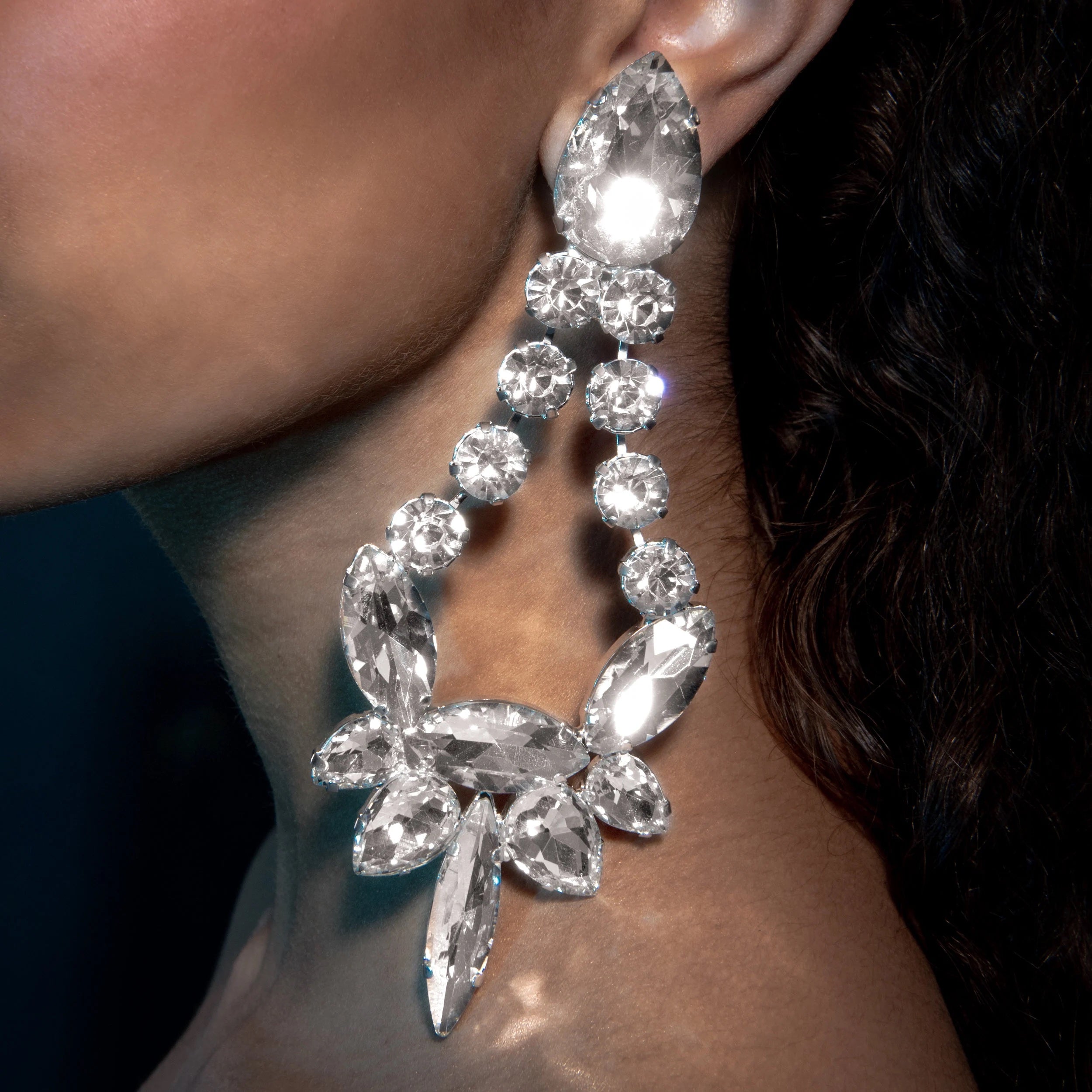 Elegant Chadlier Statement Earrings With Austrian Crystal