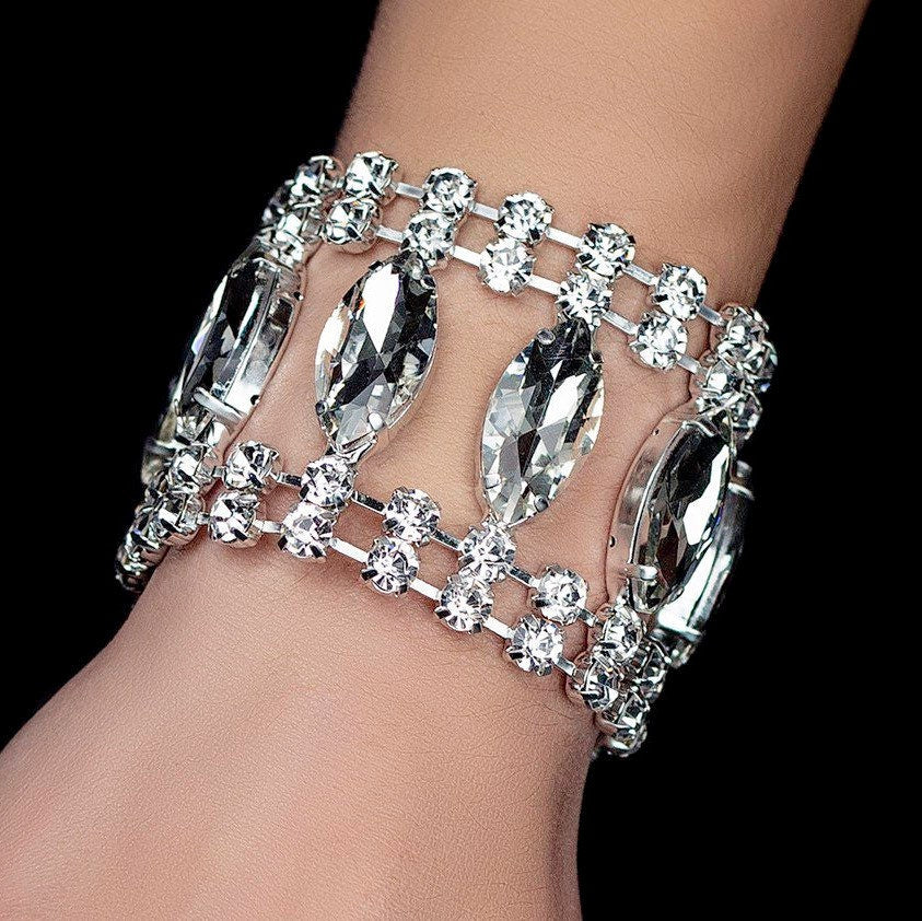 Bold Statement Crystal Bracelet | Strass Crystal Bracelet | Wedding Bracelet | Hook & Chain Adjustable